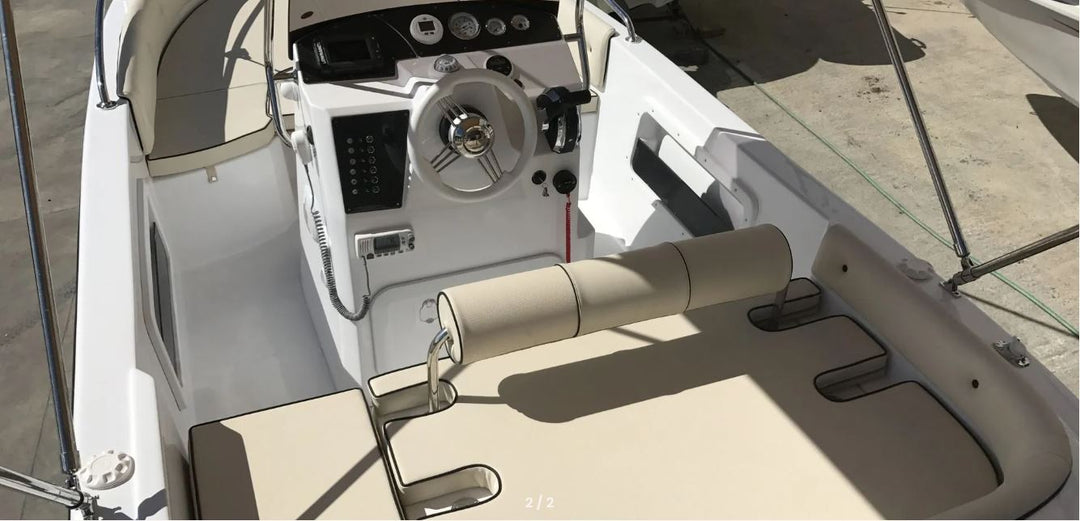 Trimarchi 57 con motore Suzuki DF40 ARI